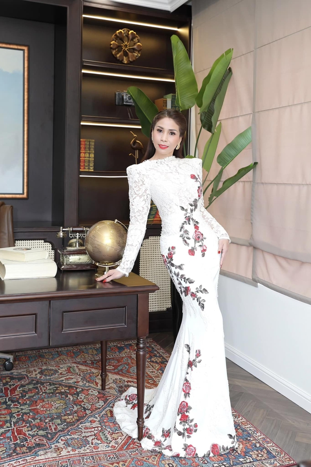 Nữ diễn viên 'đả nữ' màn ảnh nổi danh thập niên 1990, tuổi U50 sống an yên làm mẹ đơn thân sau biến cố ly hôn- Ảnh 6. Nữ diễn viên 'đả nữ' màn ảnh nổi danh thập niên 1990, tuổi U50 sống an yên làm mẹ đơn thân sau biến cố ly hôn- Ảnh 6.