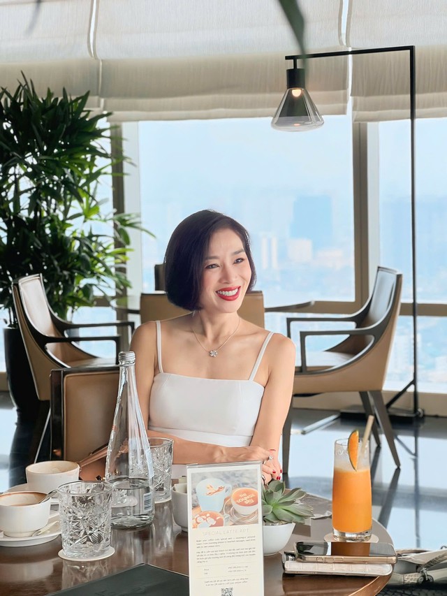 hoa-khoi-thu-huong-5-17530684853991059533732.jpg