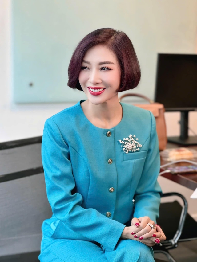 hoa-khoi-thu-huong-8-1753068485419253684785.jpg
