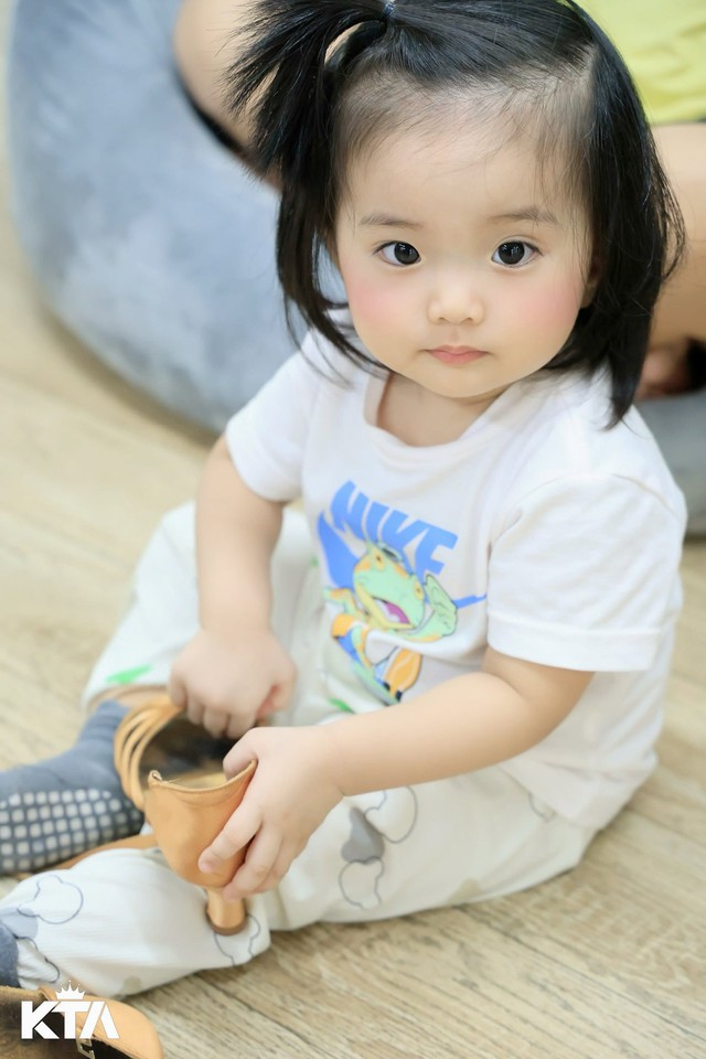 con-gai-khanh-thi-4-1753180428020707964617.jpg