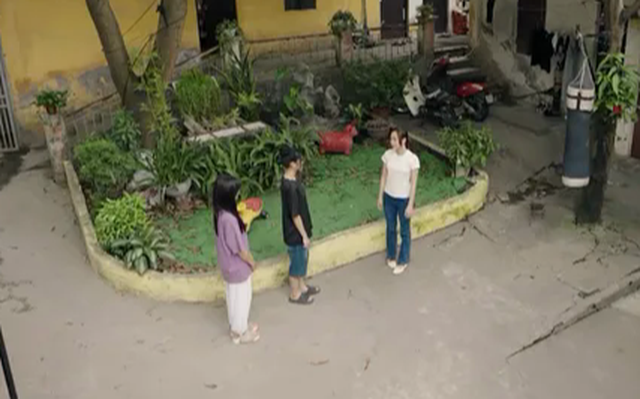 Dịu dàng màu nắng - Tập 37: Lan Anh bất ngờ bị tai nạn, Bắc gánh viện phí 80 triệu - Ảnh 3. Dịu dàng màu nắng - Tập 37: Lan Anh bất ngờ bị tai nạn, Bắc gánh viện phí 80 triệu - Ảnh 3.