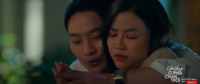 'Cầu vồng ở phía chân trời' mới nhất (tập 16): Oanh ghen tuông khi phát hiện Tuấn có vết xước trên tay - Ảnh 1. 'Cầu vồng ở phía chân trời' mới nhất (tập 16): Oanh ghen tuông khi phát hiện Tuấn có vết xước trên tay - Ảnh 1.