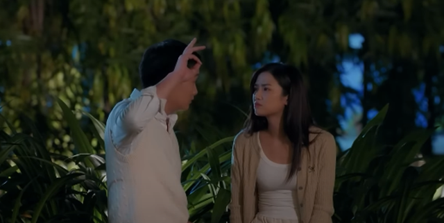 'Cầu vồng ở phía chân trời' mới nhất (tập 16): Oanh ghen tuông khi phát hiện Tuấn có vết xước trên tay - Ảnh 2. 'Cầu vồng ở phía chân trời' mới nhất (tập 16): Oanh ghen tuông khi phát hiện Tuấn có vết xước trên tay - Ảnh 2.