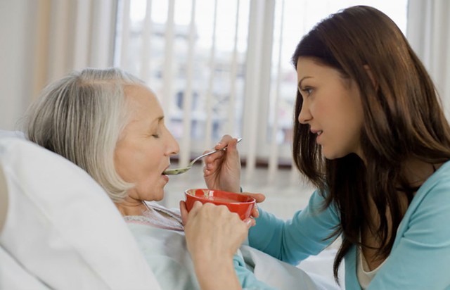 Gợi ý thực đơn chi tiết cho người bệnh đột quỵ: Hồi phục chức năng nhanh, ngừa đột quỵ tái phát - Ảnh 1. Gợi ý thực đơn chi tiết cho người bệnh đột quỵ: Hồi phục chức năng nhanh, ngừa đột quỵ tái phát - Ảnh 1.