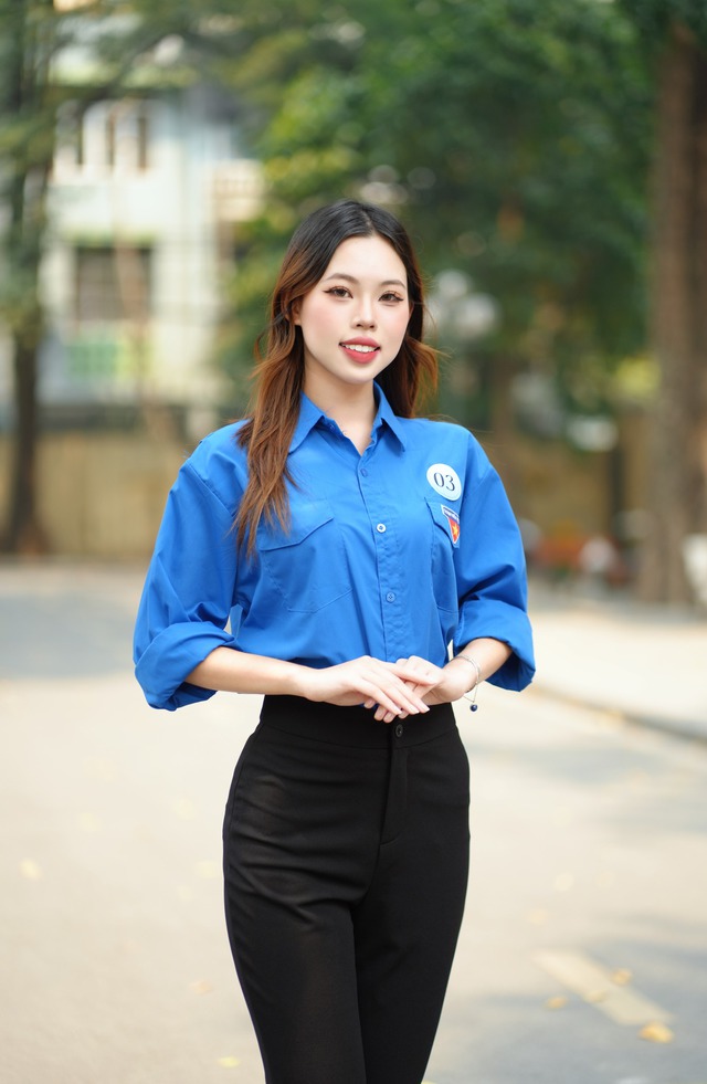Nhan sắc 'độc lạ' của Hoa khôi Báo chí vừa ghi danh Miss Grand Vietnam - Ảnh 8. Nhan sắc 'độc lạ' của Hoa khôi Báo chí vừa ghi danh Miss Grand Vietnam - Ảnh 8.