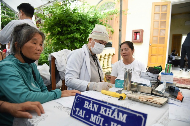 500 phần quà ý nghĩa đã đến tay các thương, bệnh binh và gia đình chính sách- Ảnh 3. 500 phần quà ý nghĩa đã đến tay các thương, bệnh binh và gia đình chính sách- Ảnh 3.