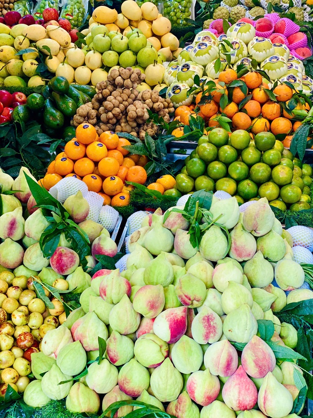 Loạt quả Trung Quốc bán tràn ngập thị trường được người tiêu dùng Việt không tiếc tiền chi- Ảnh 2. Loạt quả Trung Quốc bán tràn ngập thị trường được người tiêu dùng Việt không tiếc tiền chi- Ảnh 2.