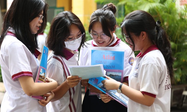 Điểm sàn xét tuyển 2025 trường Đại học Luật Hà Nội - Ảnh 1. Điểm sàn xét tuyển 2025 trường Đại học Luật Hà Nội - Ảnh 1.