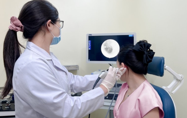 Hy hữu: Cô gái 27 tuổi bị con bọ chui vào tai, sống suốt 1 tuần trong tai mà không biết - Ảnh 1. Hy hữu: Cô gái 27 tuổi bị con bọ chui vào tai, sống suốt 1 tuần trong tai mà không biết - Ảnh 1.