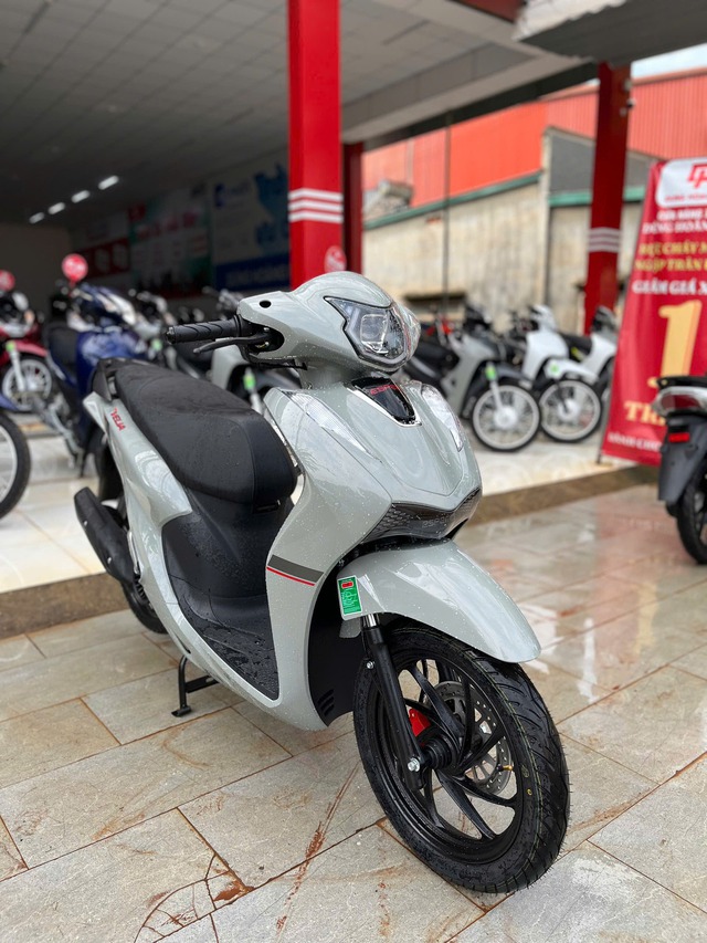 Xe ga giảm sốc còn 22,5 triệu đồng ở đại lý Việt được ví như tiểu SH, xịn ngang Vision, rẻ hơn xe số Wave Alpha- Ảnh 3. Xe ga giảm sốc còn 22,5 triệu đồng ở đại lý Việt được ví như tiểu SH, xịn ngang Vision, rẻ hơn xe số Wave Alpha- Ảnh 3.