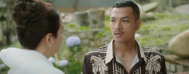Nam diễn viên đại gia phong lưu trong 'Mặt trời lạnh' tiết lộ điều gì khi đóng 'cảnh nóng'?- Ảnh 1. Nam diễn viên đại gia phong lưu trong 'Mặt trời lạnh' tiết lộ điều gì khi đóng 'cảnh nóng'?- Ảnh 1.
