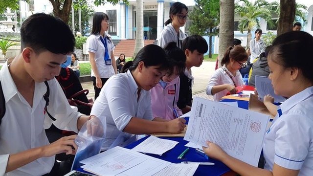 Danh sách các trường đại học top đầu xét học bạ, chứng chỉ trong tháng 7 - Ảnh 1.