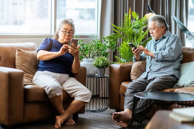 60 tuổi vẫn muốn ly hôn: 'Tôi đã làm bảo mẫu cả đời, giờ không muốn sống tiếp một cuộc hôn nhân vô ích'- Ảnh 2. 60 tuổi vẫn muốn ly hôn: 'Tôi đã làm bảo mẫu cả đời, giờ không muốn sống tiếp một cuộc hôn nhân vô ích'- Ảnh 2.
