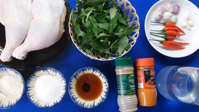 Mách bạn cách làm gà kho rau răm thơm ngon đơn giản, cực lạ miệng- Ảnh 3. Mách bạn cách làm gà kho rau răm thơm ngon đơn giản, cực lạ miệng- Ảnh 3.