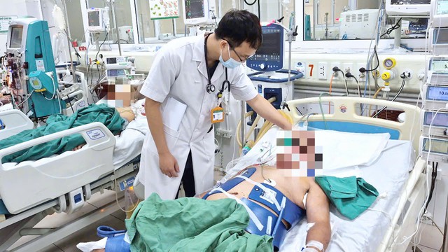 Người đàn ông 66 tuổi nhập viện trong tình trạng nguy kịch khi đang sửa bồn nước tại nhà - Ảnh 1. Người đàn ông 66 tuổi nhập viện trong tình trạng nguy kịch khi đang sửa bồn nước tại nhà - Ảnh 1.
