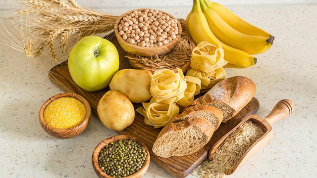 Nên ăn gì để chạy bộ hiệu quả mà không mệt? - Ảnh 1.