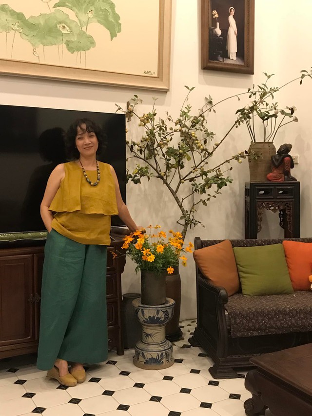Mặt mộc tuổi trung niên của NSND Lê Khanh - Ảnh 6. Mặt mộc tuổi trung niên của NSND Lê Khanh - Ảnh 6.