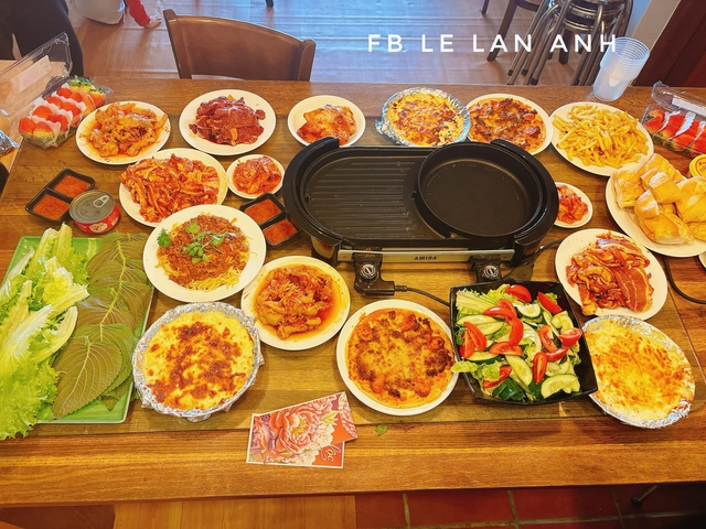 17 mâm cơm đãi gia đình dịp nghỉ Lễ của mẹ đảm ở Hà Nội khiến mọi người choáng váng- Ảnh 8. 17 mâm cơm đãi gia đình dịp nghỉ Lễ của mẹ đảm ở Hà Nội khiến mọi người choáng váng- Ảnh 8.