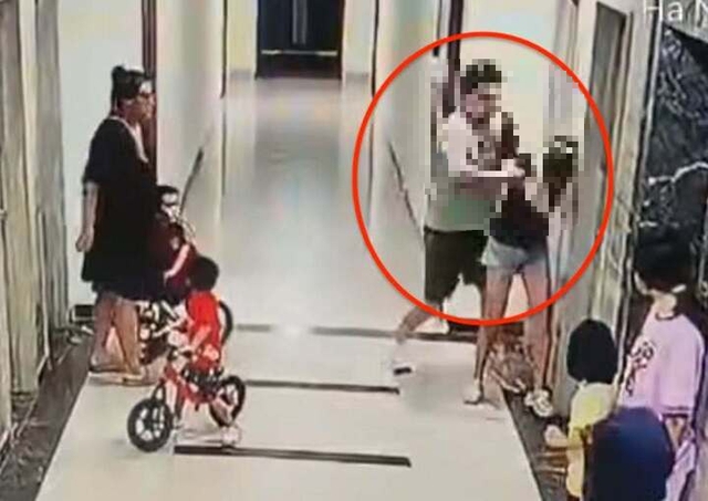 Tin sáng 11/8: Miền Bắc chiều tối và đêm có mưa rào; tạm giữ hình sự kẻ hành hung phụ nữ tại sảnh thang máy chung cư Hà Nội- Ảnh 5. Tin sáng 11/8: Miền Bắc chiều tối và đêm có mưa rào; tạm giữ hình sự kẻ hành hung phụ nữ tại sảnh thang máy chung cư Hà Nội- Ảnh 5.