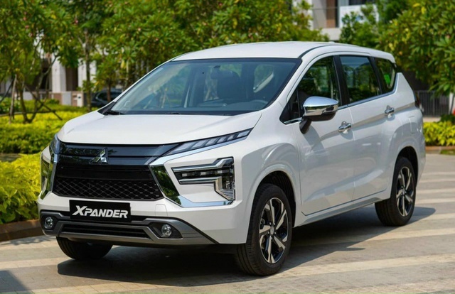 Xe đa dụng MPV 7 chỗ giảm giá mạnh tại Việt Nam: Mitsubishi Xpander, Toyota Veloz Cross còn bao nhiêu?- Ảnh 2.