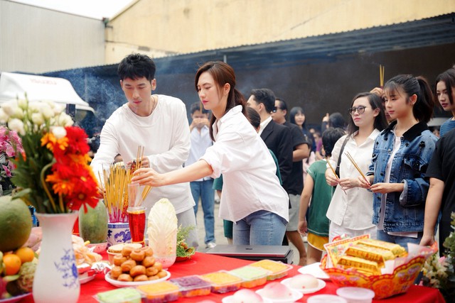 “Báu vật trời cho”: Màn tái hợp của Tuấn Trần – Phương Anh Đào trong phim Tết 2026- Ảnh 3. “Báu vật trời cho”: Màn tái hợp của Tuấn Trần – Phương Anh Đào trong phim Tết 2026- Ảnh 3.