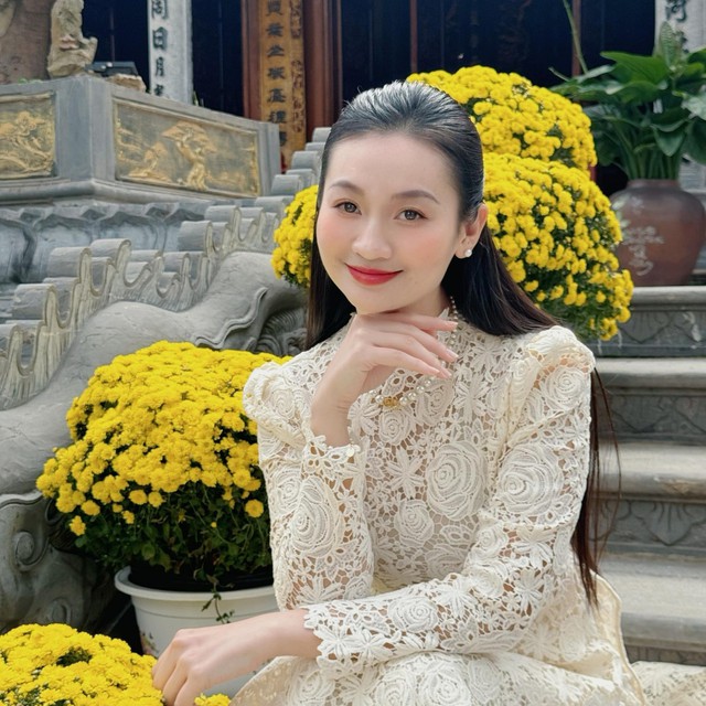 Cuộc sống đời thường của nữ đại uý cảnh sát giao thông 'khống chế' nhóm 'quái xế' trên phố đi bộ Hồ Gươm- Ảnh 7. Cuộc sống đời thường của nữ đại uý cảnh sát giao thông 'khống chế' nhóm 'quái xế' trên phố đi bộ Hồ Gươm- Ảnh 7.