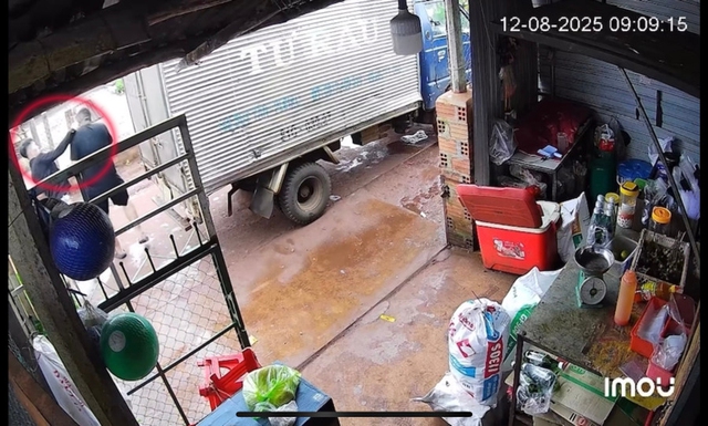 Gia Lai: Triệu tập đối tượng đánh, dọa chôn sống thanh niên đi giao đá lạnh - Ảnh 1.