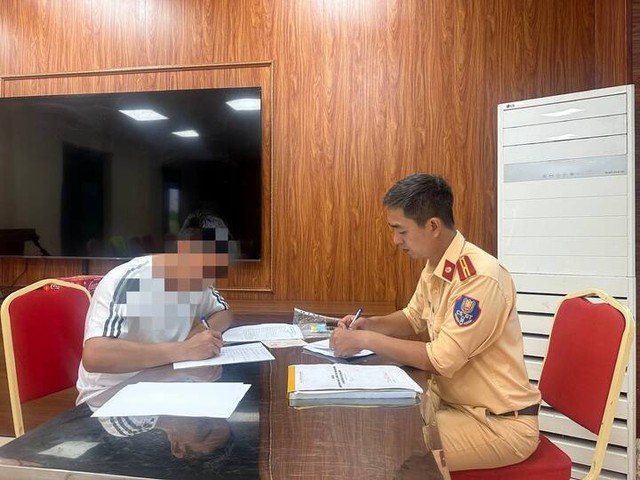 Tin sáng 19/8: Áp thấp nhiệt đới vào đất liền, Đông Bắc Bộ mưa lớn; Tạm cấm, hạn chế phương tiện từ đường Hoàng Sa đến Lý Sơn, người dân đi lại thế nào?- Ảnh 7.
