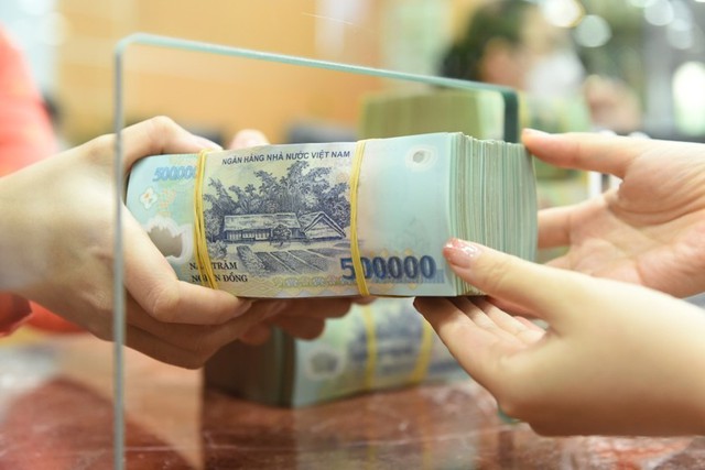 Có 100 triệu đồng gửi ở Agribank, Vietcombank, Vietinbank, BIDV 3 tháng lãi ra sao?- Ảnh 2.
