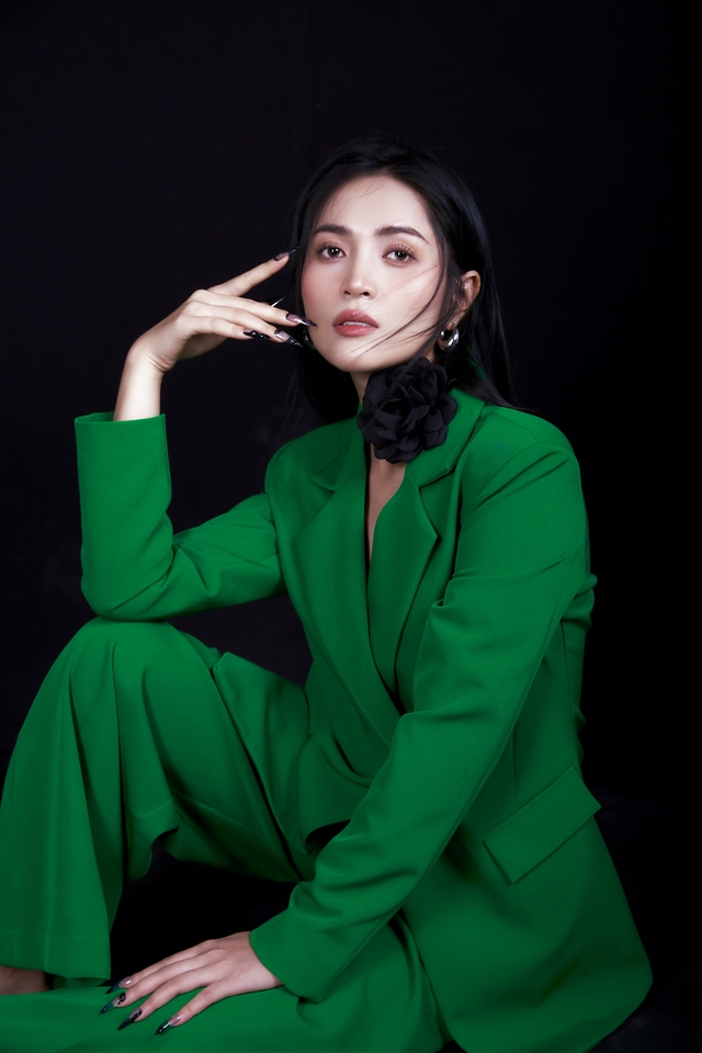 Ca sĩ Duyên Quỳnh: 'Viết tiếp câu chuyện hoà bình từng bị từ chối biểu diễn vì... không nổi tiếng'  - Ảnh 7.
