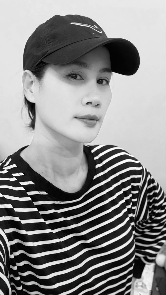 Mặt mộc ở tuổi trung niên của nữ diễn viên phim 'Mưa đỏ' - Thân Thúy Hà- Ảnh 7. Mặt mộc ở tuổi trung niên của nữ diễn viên phim 'Mưa đỏ' - Thân Thúy Hà- Ảnh 7.