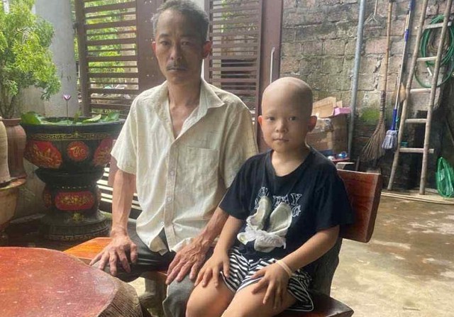 MS 1029: Cha nghèo gạt nước mắt xin dừng điều trị để nhường cơ hội sống cho con gái- Ảnh 3.