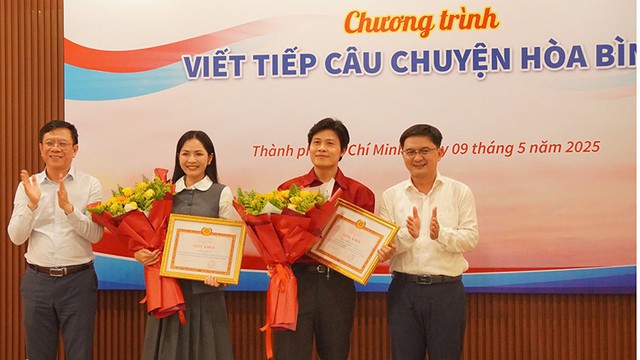 PGS.TS Bùi Hoài Sơn: Nên có cơ chế đặc thù trong  phong tặng NSƯT, NSND cho những nghệ sĩ như Nguyễn Văn Chung - Ảnh 9.