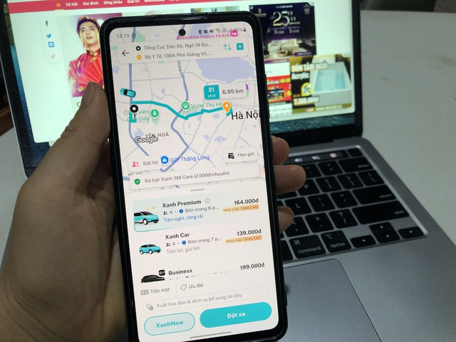 Bão số 5 làm cước vận tải Hà Nội tăng vọt: Grab, Xanh SM..  đều báo giá cao do thời tiết bất thường - Ảnh 2.