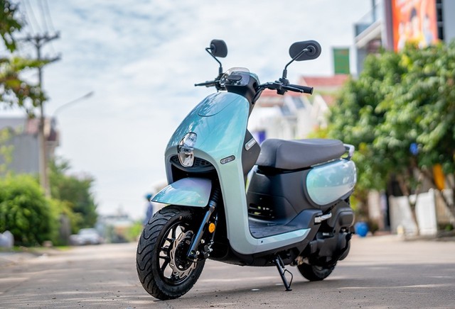 Xe ga 125cc giá chỉ từ 28,6 triệu đồng ở Việt Nam trang bị hiện đại, tiết kiệm xăng phù hợp đi trong đô thị - Ảnh 3. Xe ga 125cc giá chỉ từ 28,6 triệu đồng ở Việt Nam trang bị hiện đại, tiết kiệm xăng phù hợp đi trong đô thị - Ảnh 3.