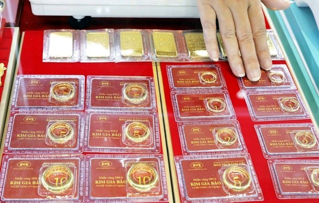 Giá vàng hôm nay 3/8: Tăng, tiến sát ngưỡng cao chưa từng có- Ảnh 2.