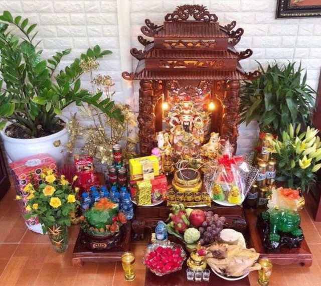 Muốn tiền vào như nước thì người tuổi sau đặt bàn thờ Thần Tài theo hướng này - Ảnh 3. Muốn tiền vào như nước thì người tuổi sau đặt bàn thờ Thần Tài theo hướng này - Ảnh 3.