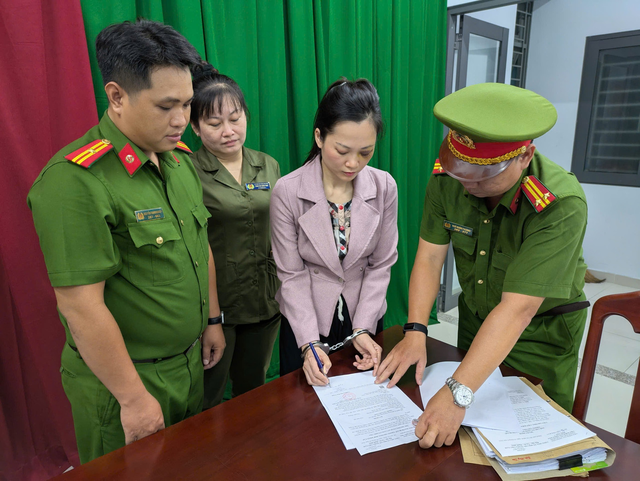 chu-phong-kham-nha-khoa-tuyet-chinh1-1757646020589622294799.png