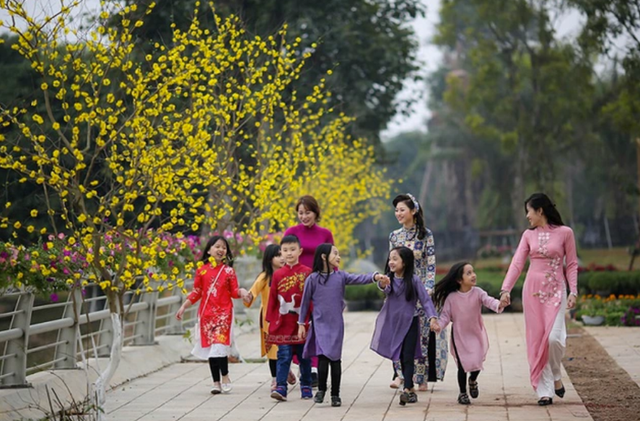 tin-nghi-tet-17576883378451792886877.png