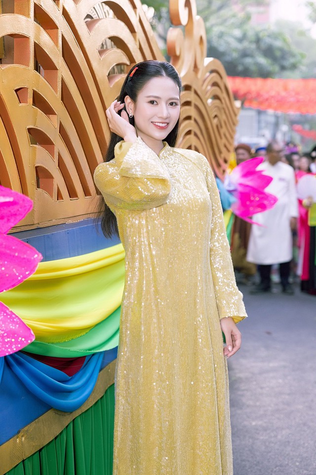 Nhan sắc Việt Hoa - bạn thân Phương Oanh trong Gió ngang khoảng trời xanh - Ảnh 3. Nhan sắc Việt Hoa - bạn thân Phương Oanh trong Gió ngang khoảng trời xanh - Ảnh 3.