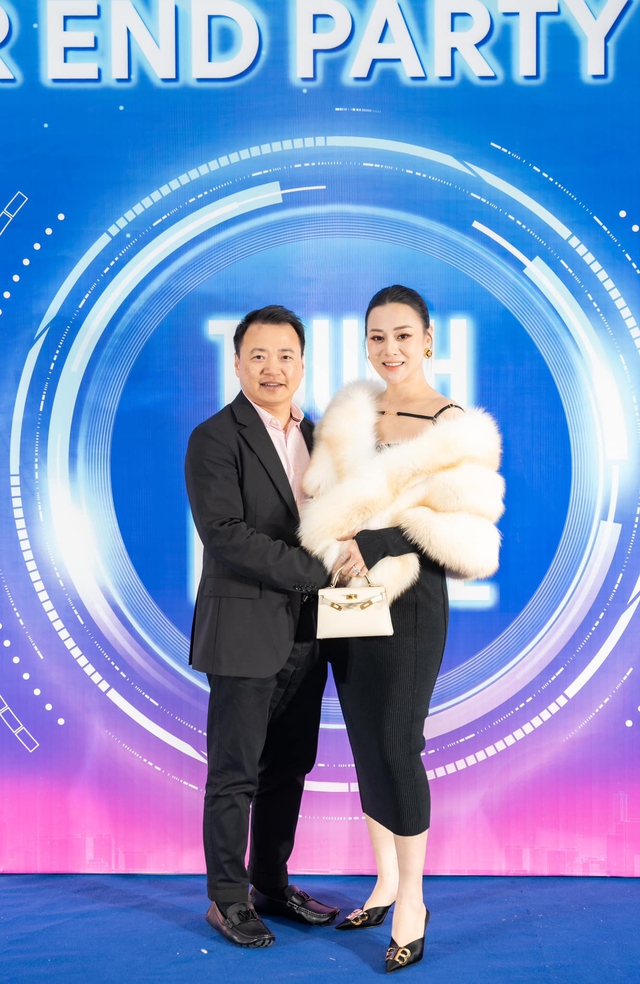 chong-phuong-oanh-5-17578603168661158547252.jpg