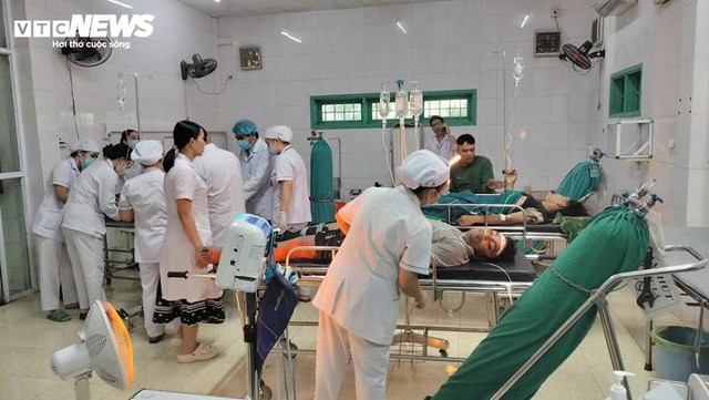 Danh tính các nạn nhân bị thương vụ xe tải đâm vào chợ chuối khiến nhiều người thương vong ở Quảng Trị - Ảnh 2.