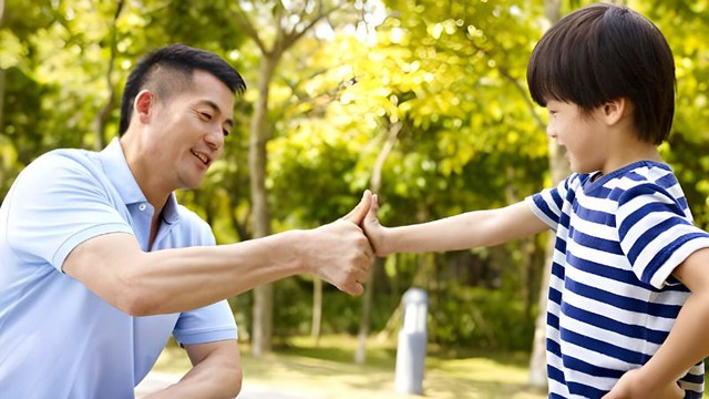 Tại sao cha mẹ có tính cách mạnh mẽ lại khó nuôi dạy nên những đứa con tự lập và tự tin? - Ảnh 6.