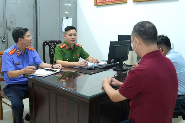 Khởi tố 34 đối tượng làm giả hồ sơ xây dựng tại Nghệ An - Ảnh 2. Khởi tố 34 đối tượng làm giả hồ sơ xây dựng tại Nghệ An - Ảnh 2.
