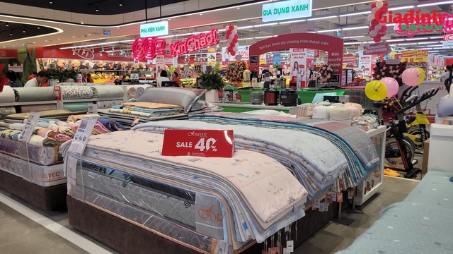 Bắt đầu giao mùa, chăn ga gối đệm giảm giá 50%, vừa tặng quà, giá chỉ từ 122.000 đồng/sản phẩm - Ảnh 1.