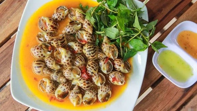 Top món ốc nóng cho ngày thu se lạnh, ăn là "ghiền" - Ảnh 3. Top món ốc nóng cho ngày thu se lạnh, ăn là "ghiền" - Ảnh 3.