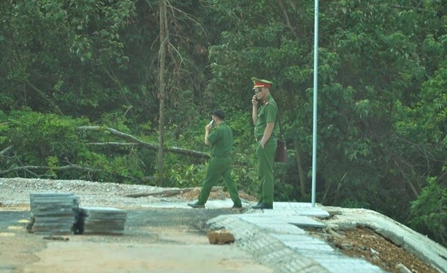 Công an vào cuộc ngăn chặn 'sốt đất ảo' ở Hà Tĩnh - Ảnh 2. Công an vào cuộc ngăn chặn 'sốt đất ảo' ở Hà Tĩnh - Ảnh 2.