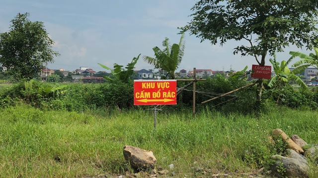 Chất thải rắn và phế thải xây dựng tại Ý Yên: Nguy cơ ô nhiễm môi trường - Ảnh 1.