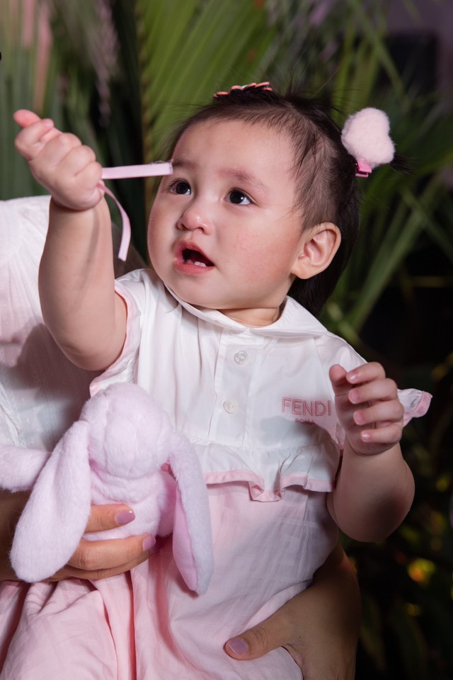 con-gai-chi-bao-1k-17588962358381716336777.jpg