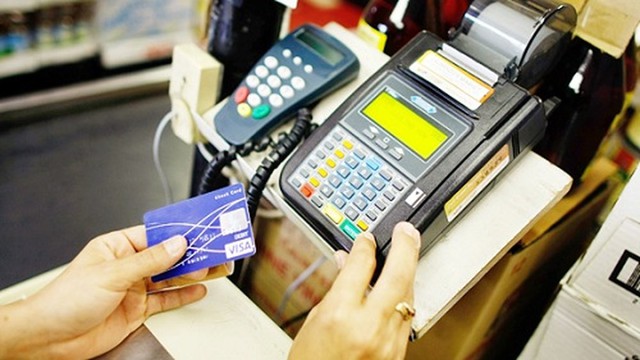 tai-khoan-ngan-hang-the-atm-17588793037181846094365.jpg